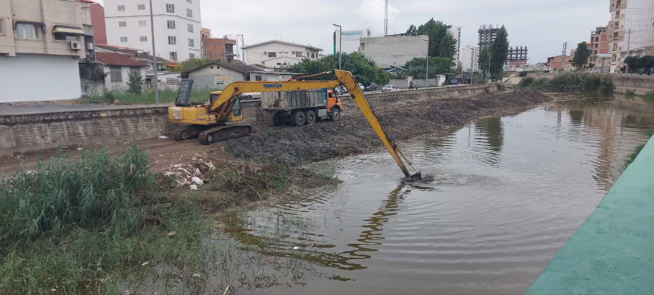 لایروبی رودخانه شهر