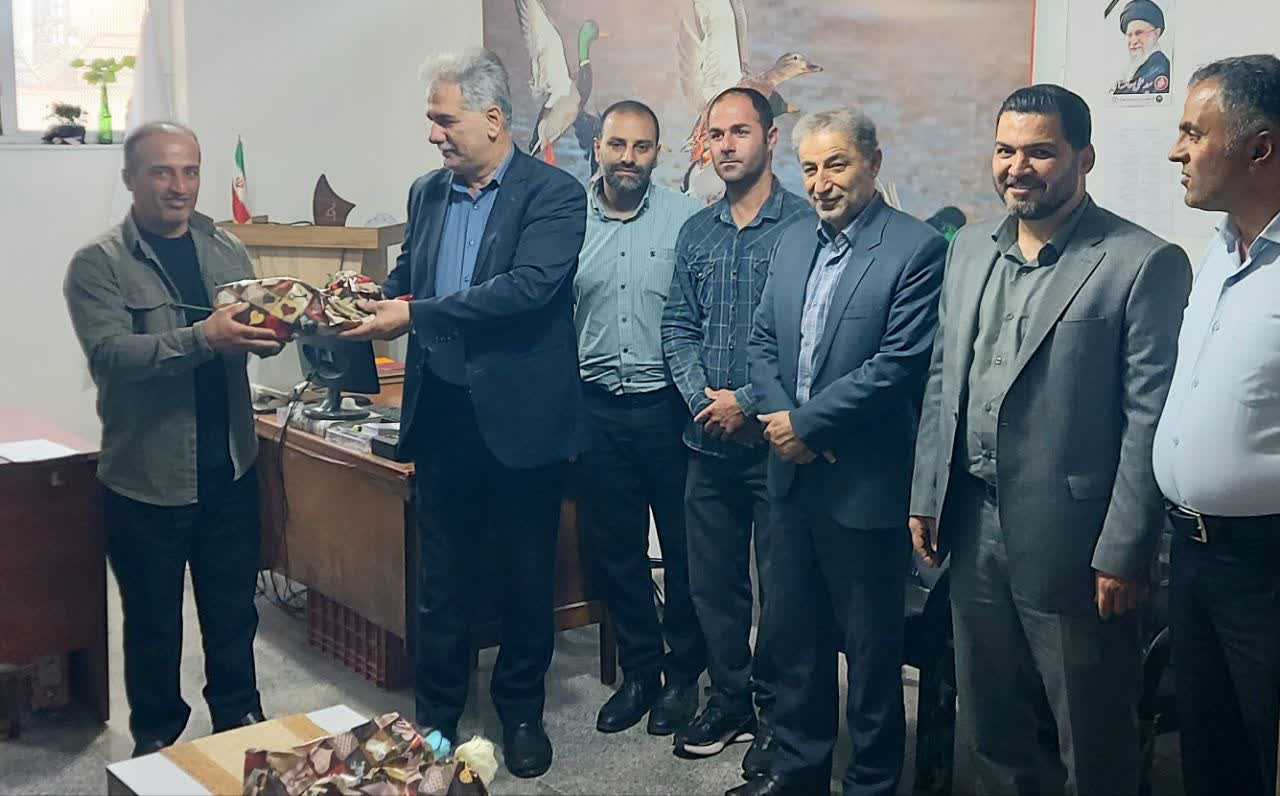 آینه شفاف شهر؛ قدردانی از چشمانِ بیدار روابط‌عمومی